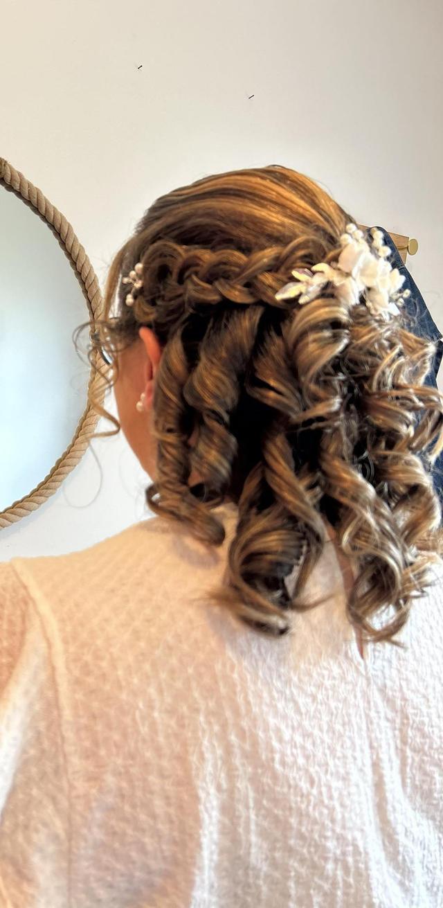 Uni' V'hair - 4