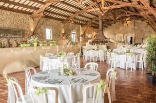 Salle Fenière - Domaine de Sulauze - 17