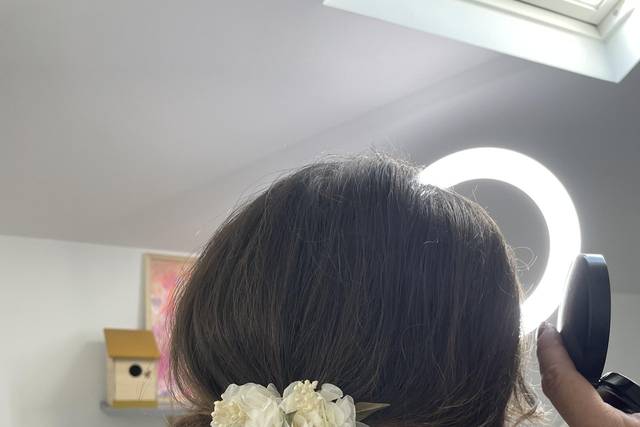 D&Z Agency - Coiffure & maquillage à domicile 5