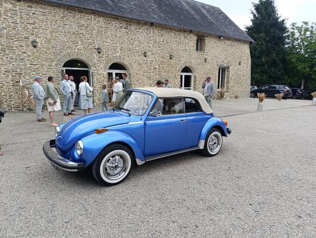 Love Car by Domaine de Cussy - 4