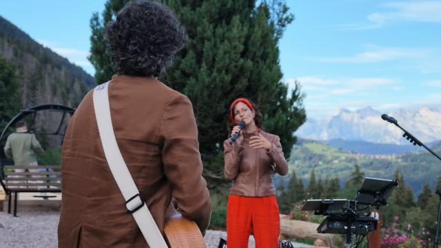 Rose & Willy - 2