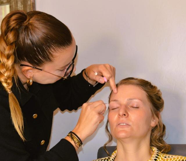 Laurie Makeup - 1