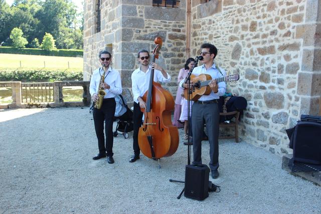Singing in the Rennes - 4
