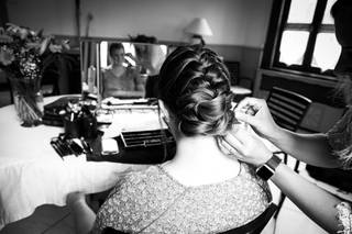 Laura B Hair & Makeup - 18