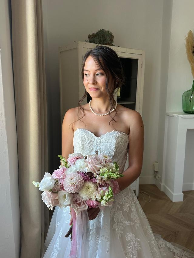 Lili in zi Hair - 2