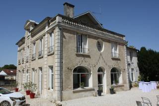Le Pavillon Castel - 8