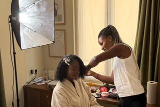 Mahika Coiffure - 1