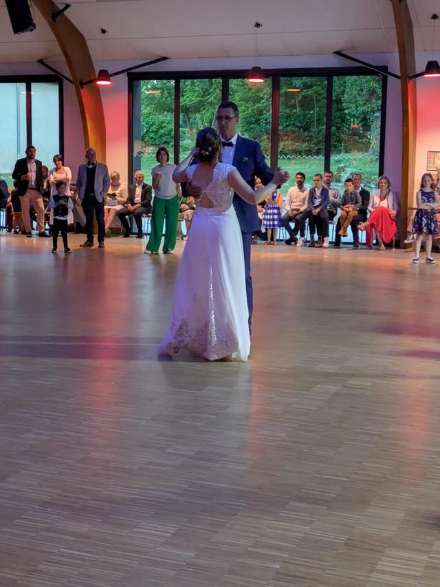 Lau Dance - 2