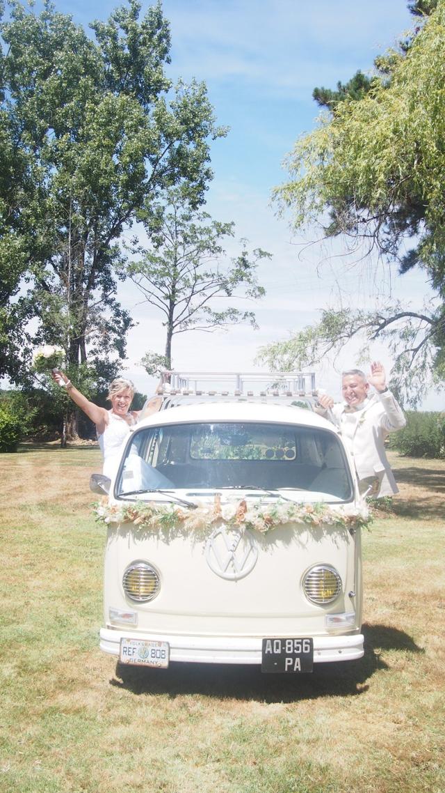 Sacré Hubert, Le Combi - 1