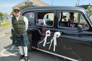 Carbodies Black cab - 27