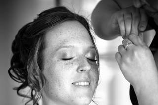 Hemmie Makeup Artist - 7