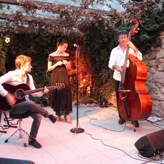Marie Jeanne Swing - 4