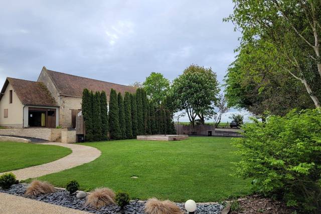 Domaine du Bû-sur-Rouvres 1