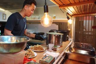 Asian Street Cook - 6