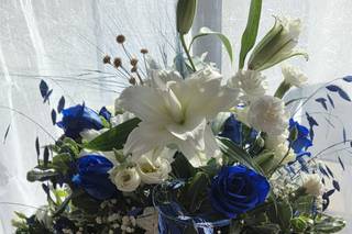 Lily and Daisies - 5