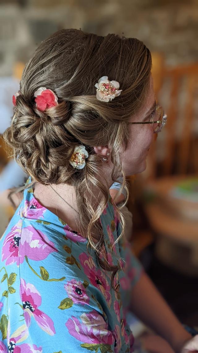 Chloé Nicollet - La coiffure d’un grand jour - 2
