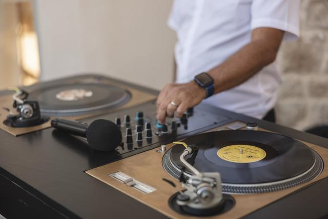 DJ Loudrix - 1