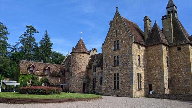 Château de Peufeilhoux - 1