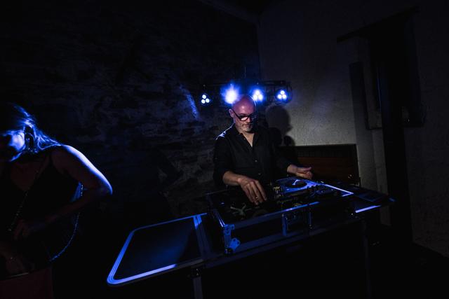 Dj Moar - 1
