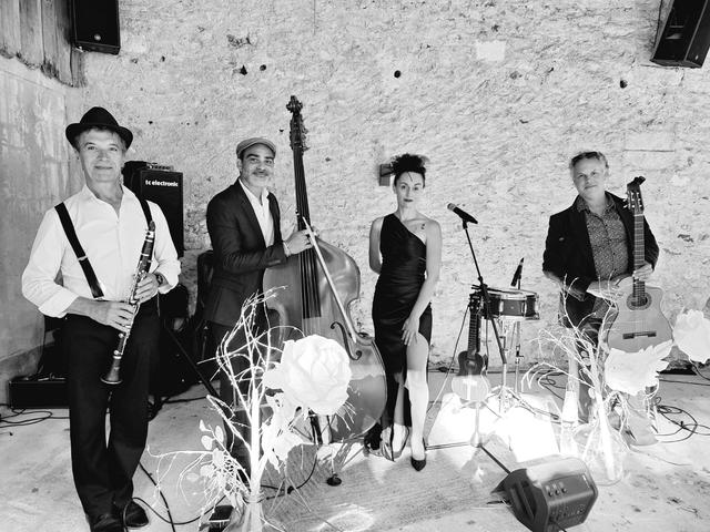 Marie Jeanne Swing - 2