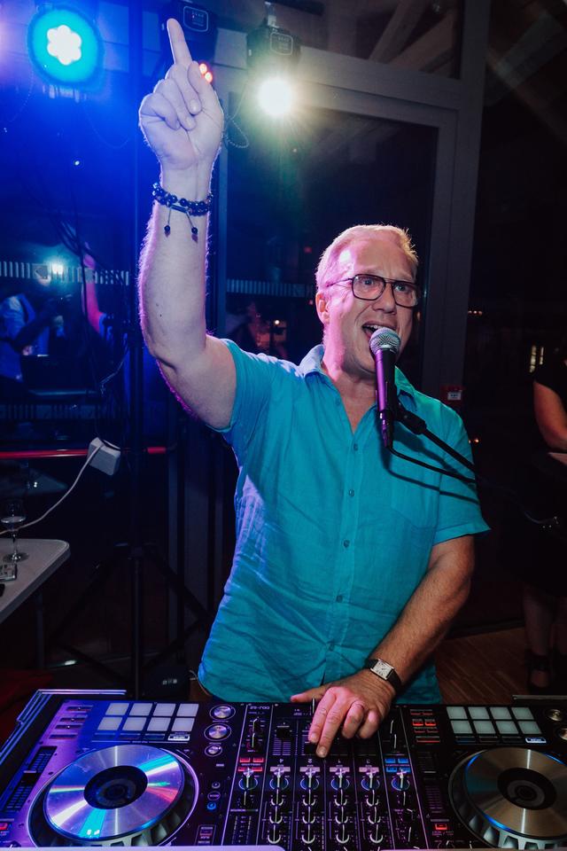 DJ Robin - 2