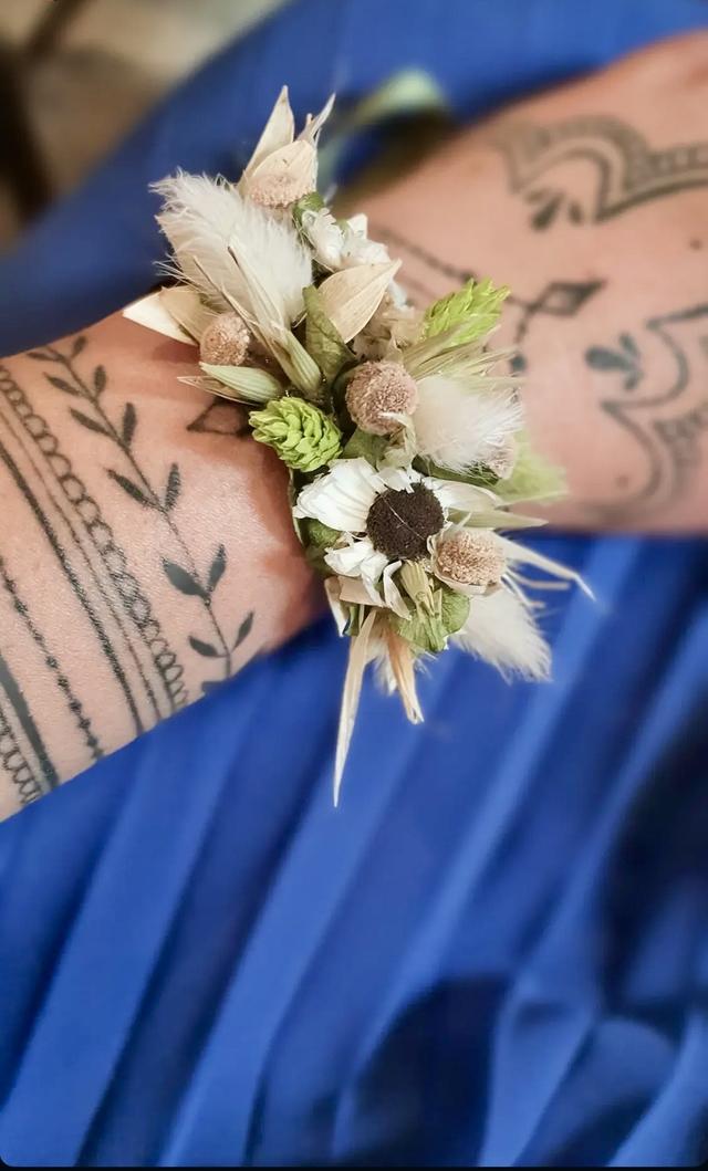 Flowers by Emeline - 2