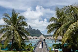 Stephan & Bonnie - Bora Bora Phototographer - 11