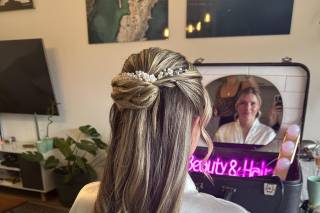 Elody Bliss Hair Stylist & Make up Artist - 17