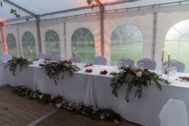 Tables et Fleurs d'un Jour - 1
