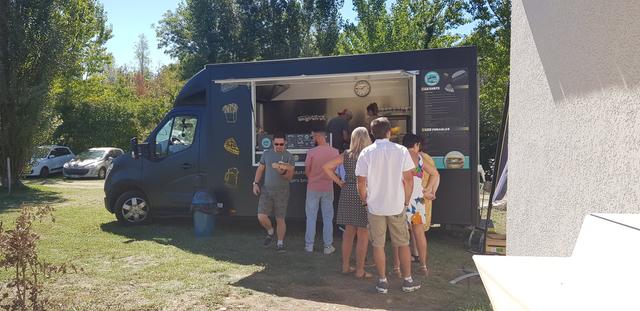 Ca Roule Food Truck - 2
