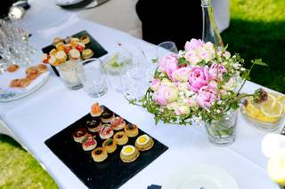 Kiss & Toast - 10