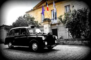 Carbodies Black cab - 7