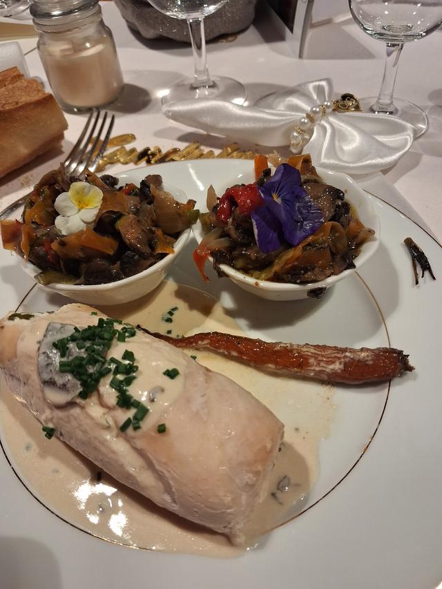 Les Petits Buffets - 2
