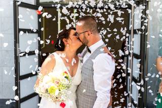 Pause Photo 24 - 13