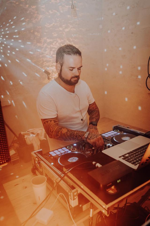 DJ Almma - 2