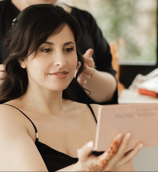 Virginie Desfontaines Hair & Make Up Artist - 2