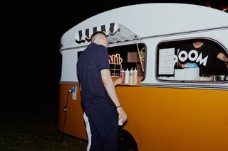 Poom Burger & Hot-dogs - 7