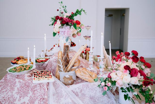 Le Buffet des Demoiselles - 1
