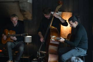Tchova Trio - 7