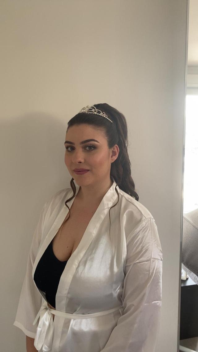 Aline L. Make Up Artist - 2