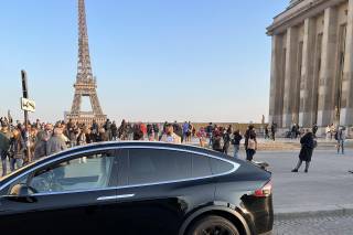 Chauffeur Tesla - 2