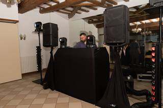 DJ Thomas - 6