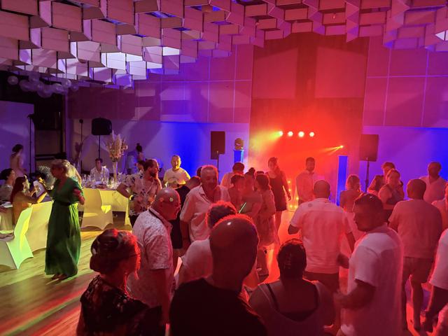 Weddingbox-Alsace - DJ et Magicien - 1