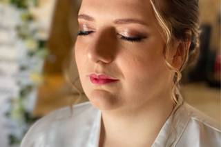 Leslie Make Up Artist - 6
