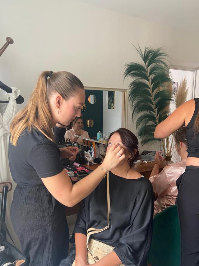 Clémence Make up artist - 3