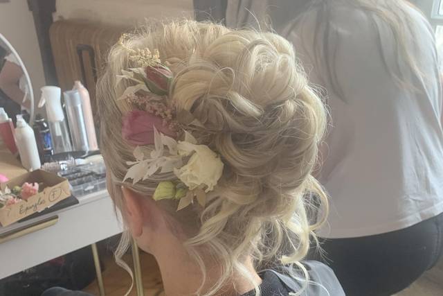 Laëtitia Rivoal Coiffeuse & Maquilleuse 2
