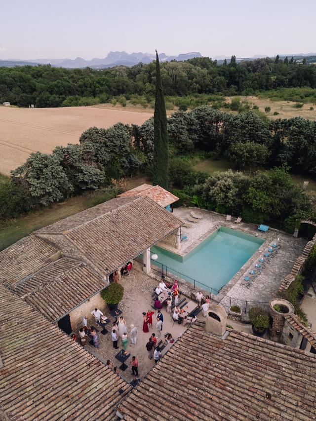Domaine de Chanteperdrix - 2