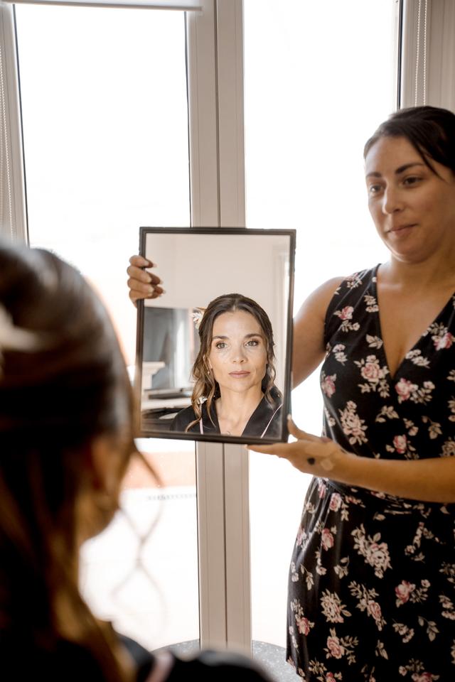 Fiona - Hairstylist & Make up Artist - 2