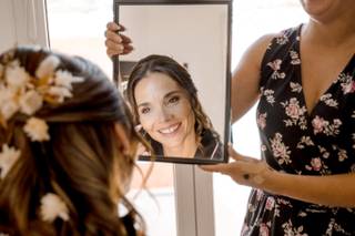 Fiona - Hairstylist & Make up Artist - 7