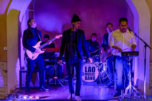 Lao Music Band - 4